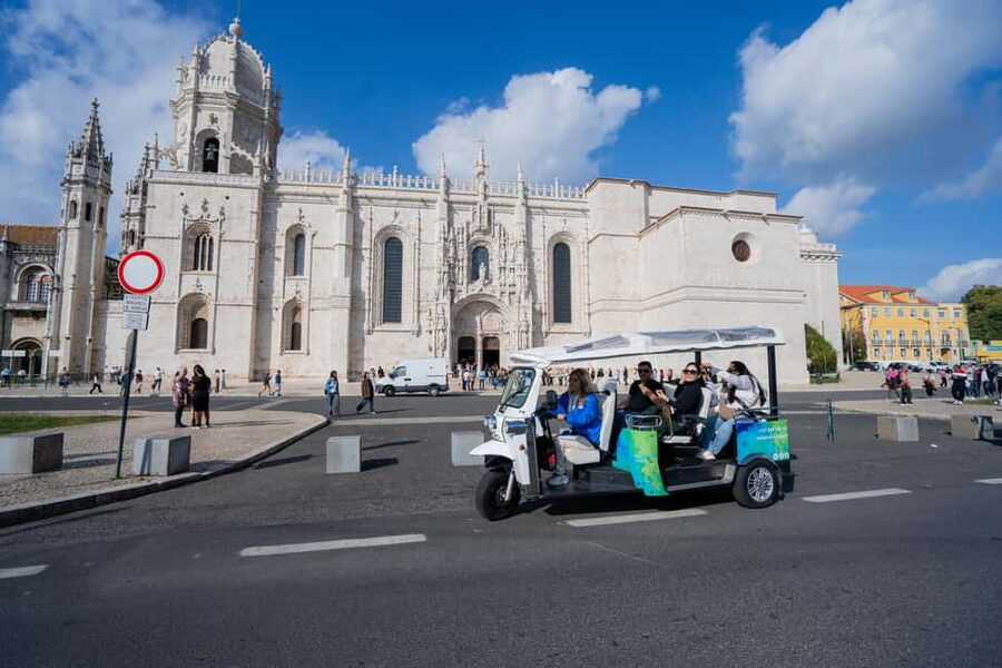 Lisbon: Belem Sightseeing Tour by Tuk Tuk with local guide - Meeting Point and Pickup Rules You Should Actually Care About