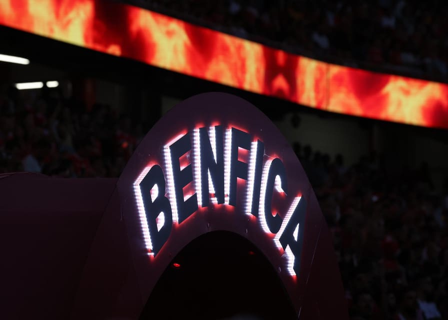 Lisbon: Benfica Luz Stadium Tour with Souvenir Scarf - Who should book this Benfica Luz Stadium Tour?