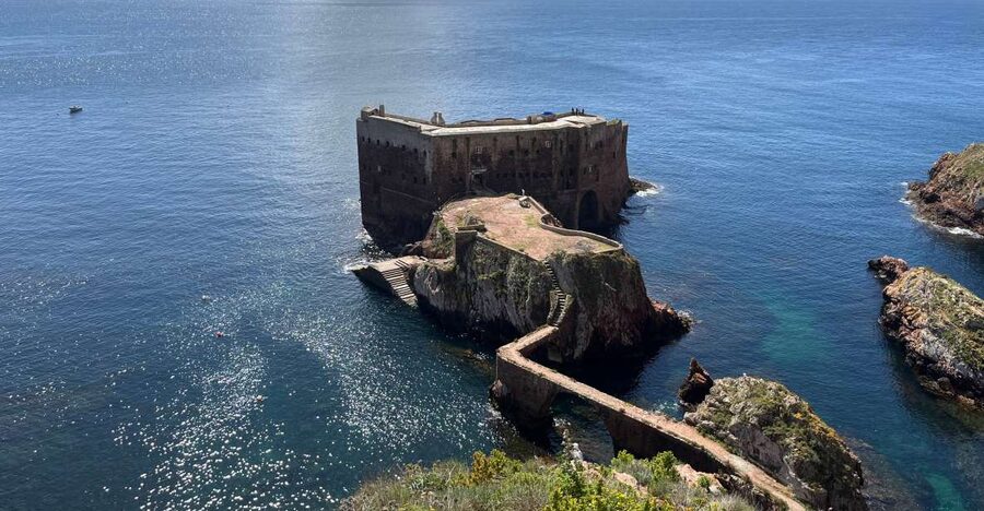 Lisbon: Berlenga Islands, Peniche & Óbidos Tour - The crossing to Berlenga Grande: where the weather matters most