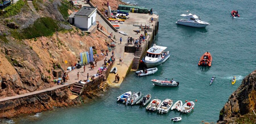 Lisbon: Berlenga Islands, Peniche & Óbidos Tour - Optional glass-bottom boat: seeing what you usually miss