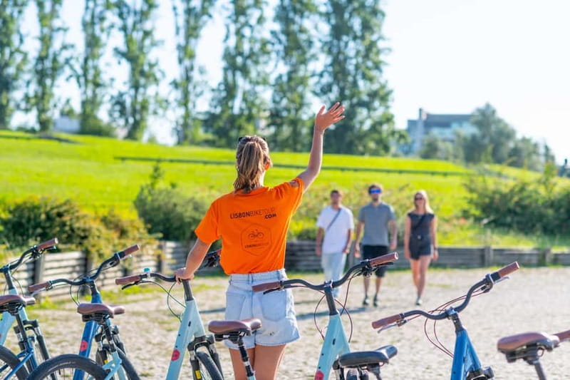 Lisbon: Bike Tour from Lisbon to Belém + Liquor & Pastry - Should you book this downhill Lisbon bike tour to Belém?