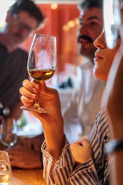 Lisbon: Carcavelos Vineyard Tour and Wine Tasting - How Carcavelos is made, and why the tradition matters