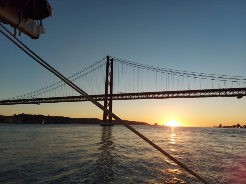 Lisbon: Catamaran Cruise with Drinks & Pastel de Nata - Should you book this Lisbon catamaran cruise with drinks and pastel de nata?