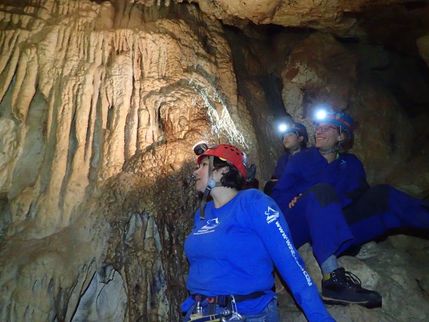 Lisbon: Caving in Arrábida Natural Park, Setubal, Sesimbra - First Things First: Creiro’s Beach meet-up and the no-pickup reality