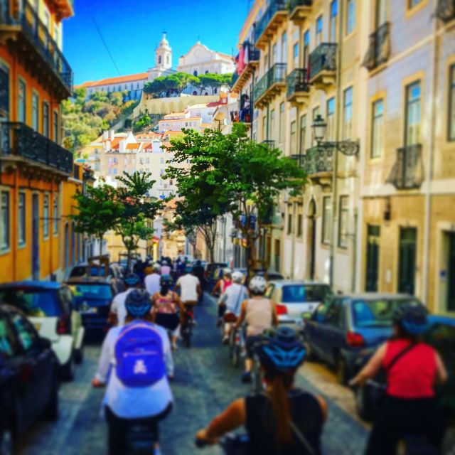 Lisbon: City Highlights and Viewpoints E-Bike Tour - Riding Lisbon’s hills without turning the day into a workout