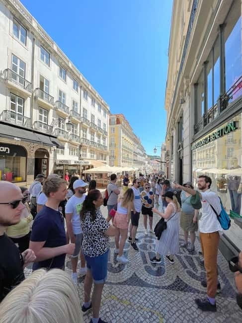 Lisbon: City Highlights Guided Walking Tour - Augusta Street and the Rua Augusta Arch: how the city got rebuilt