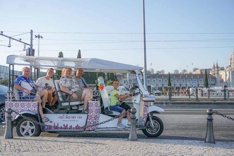 Lisbon: City Highlights Tour by Tuk Tuk - Santa Maria Maior: Understanding the Neighborhood Shape