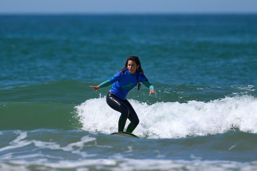 Lisbon: Come try our Surf Lesson in Costa da Caparica - What to Bring (and What Makes You Happy in the Next 10 Minutes)