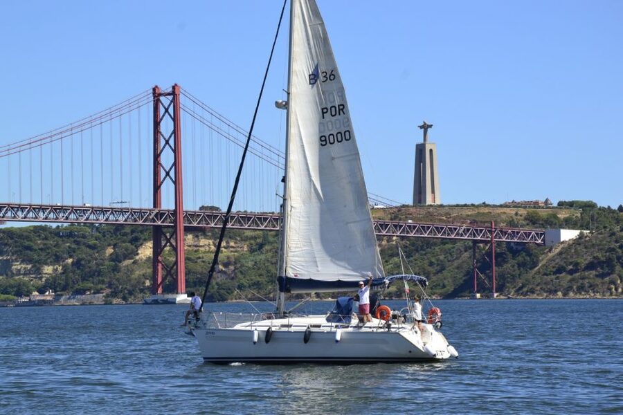 Lisbon: Day and Sunset Tour on the Tagus River - Value check: $35 for the sights, plus comfort and guidance