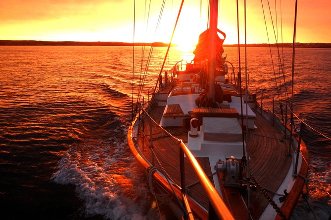 Lisbon: Daylight or Sunset on a Vintage Sailboat - Why a vintage Lisbon sunset sail feels different