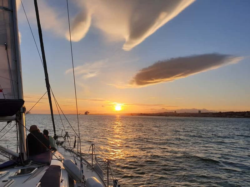 Lisbon: Daytime or Sunset Boat Cruise with History and Wine - Key Highlights Worth Your Time