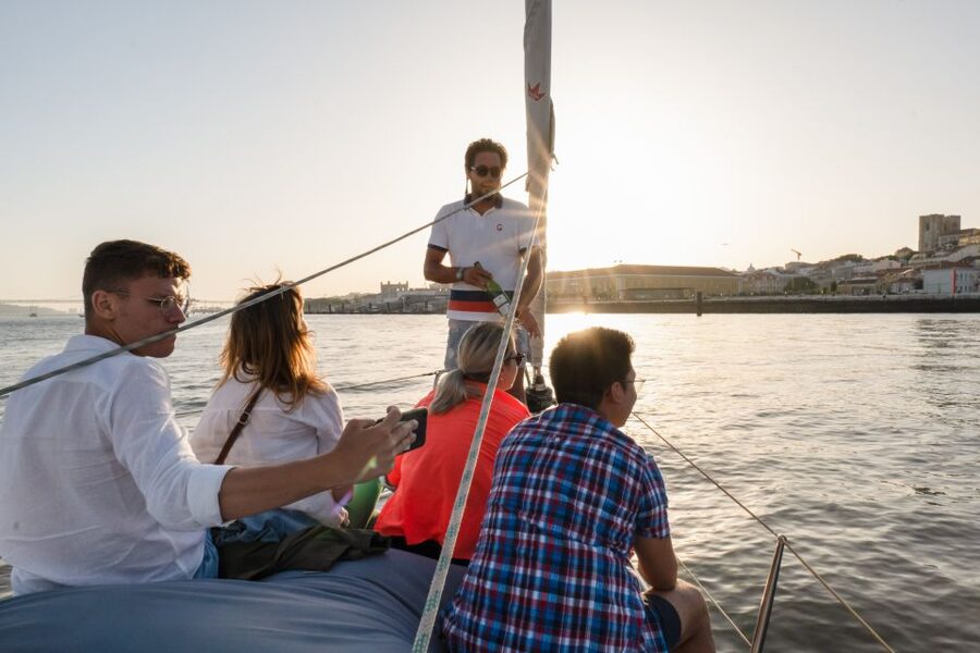Lisbon: Daytime/Sunset/Night City Sailboat Tour with Drink - A 2-hour Tagus sail with waterfront history and a real welcome drink