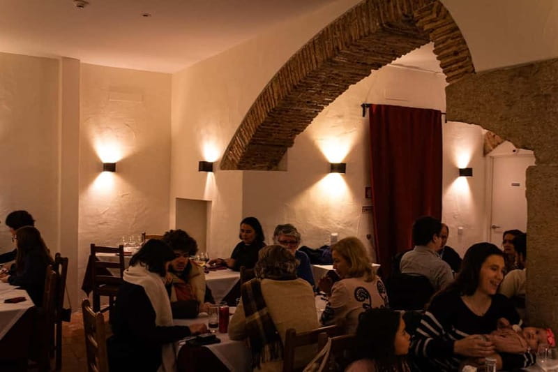 Lisbon: Dinner with Rising Stars of Fado at Canto do Poeta - Key highlights at Canto do Poeta