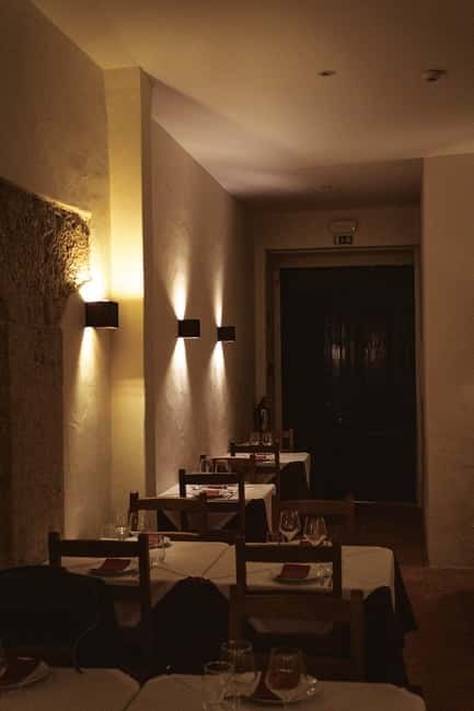 Lisbon: Dinner with Rising Stars of Fado at Canto do Poeta - Canto do Poeta’s Estrela house, and why it feels personal