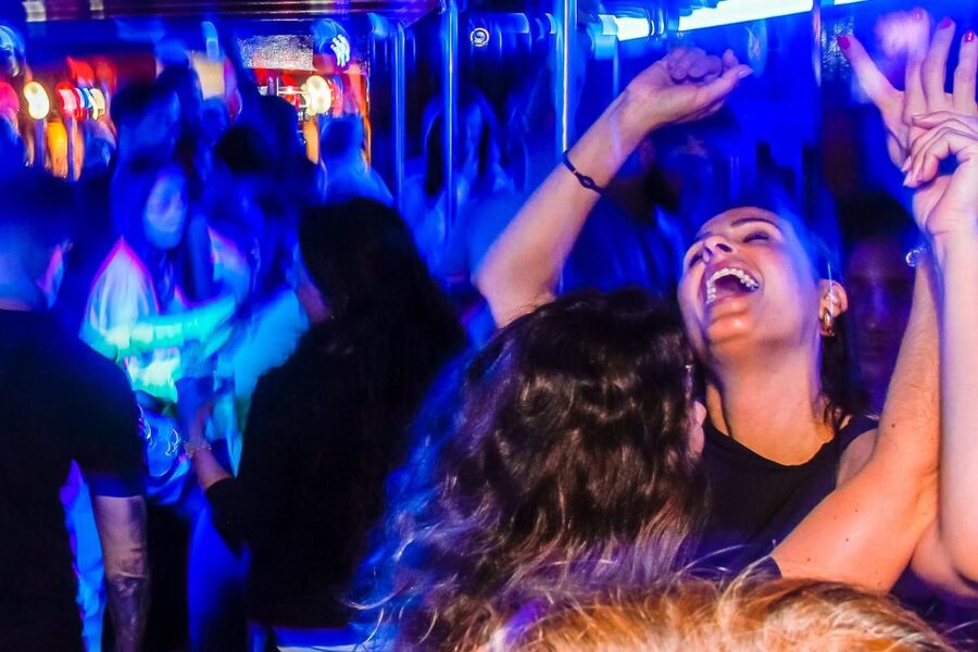 Lisbon: Disco Night Cruise with DJ and Open Bar - Key things to know before you go