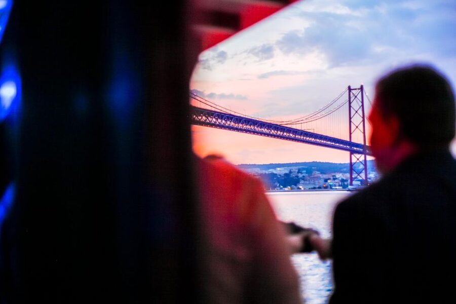 Lisbon: Disco Night Cruise with DJ and Open Bar - Where You Board: Estação Fluvial Sul e Sueste and Pacific Cruises