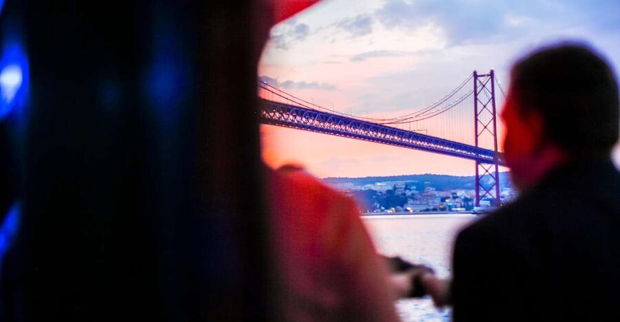 Lisbon: Disco Night Cruise with DJ and Open Bar - DJ + Dance Floor: How the Music Fits With Sightseeing