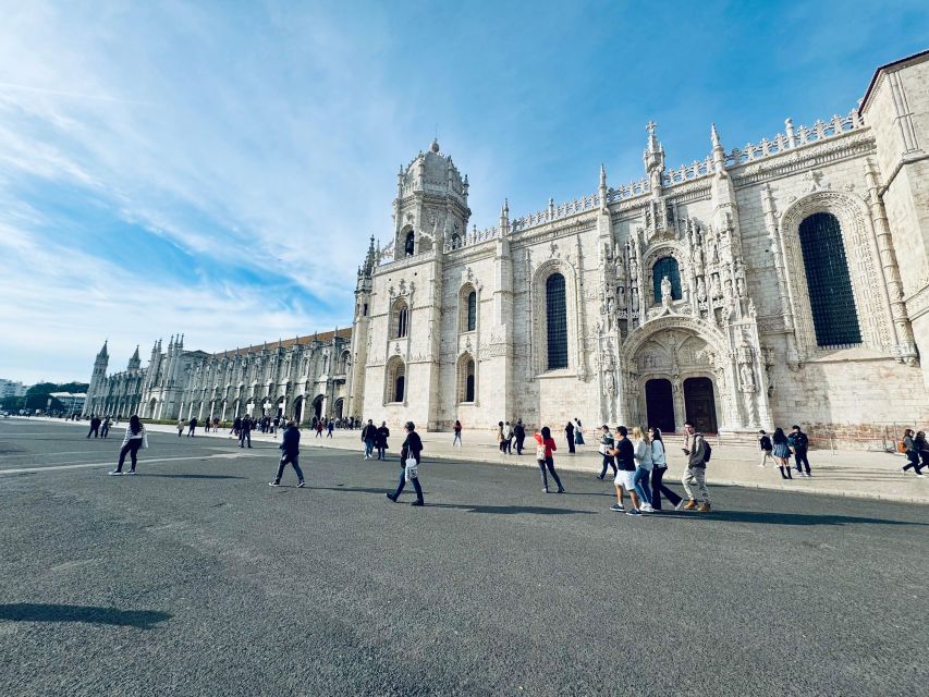 Lisbon: Discover Belem by electric Tuk Tuk - Jerónimos Monastery: Manueline Style With Guided Focus