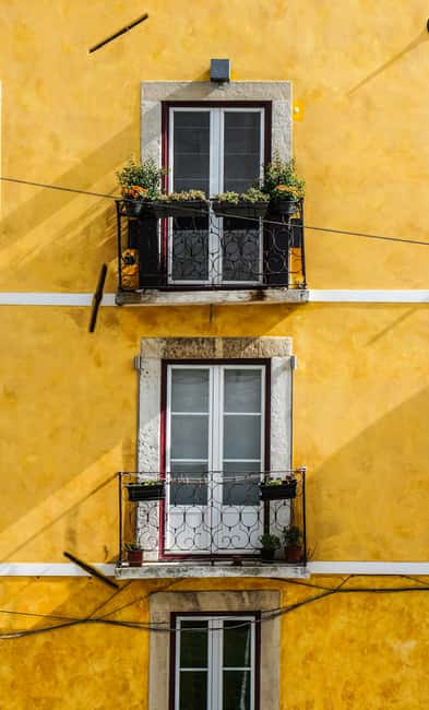 Lisbon: E-Bike Adventure to Belém with Pastel Tasting - Guides, Languages, and the Small Touches That Change Everything