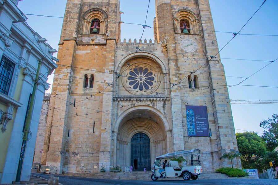 Lisbon: Early Morning TukTuk Tour - hotel/cruise ship pickup - The ride itself: electric Tuk-Tuk, small group, big viewpoint payoff