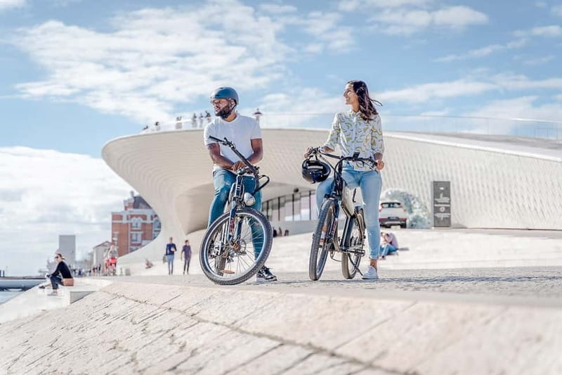Lisbon: Electric Bike Tour by the River to Belém - Commerce Square start: getting your bearings on two wheels