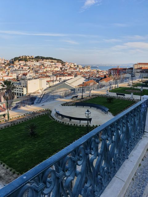 Lisbon: Electric Tuk Tuk Private Tour of the Seven Hills - Guide quality you can feel: Jorge, Pedro, Fabio, Guillermo, Romeo, and Sarah
