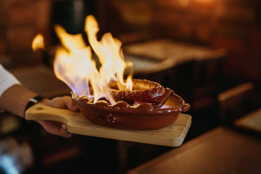 Lisbon: Evening Food & Wine Tour in Bairro Alto - Faz Frio and the Petiscos Lesson, What You Learn Before You Eat
