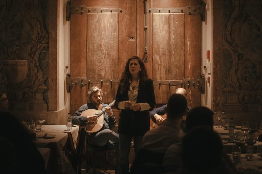 Lisbon: Fado Night with Dinner in a Typical Fado House - Where you should sit: door-side can feel like front row