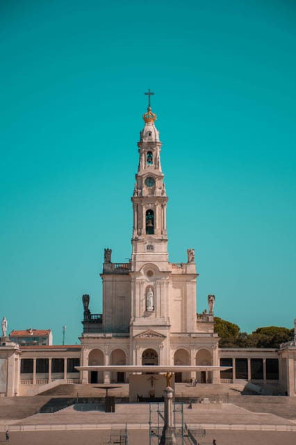 Lisbon: Fátima & Holy Eucaristy Miracle Relic, Spiritual Day - The Chapel-to-Walk-to-Tempo Part of the Day