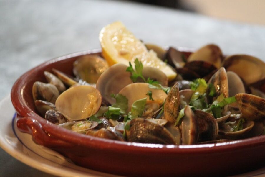 Lisbon: Food and Culture 3-Hour Walking Tour - Price and value: what $93 really buys you