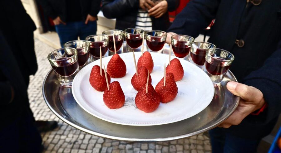 Lisbon Food Tour: 10+ Tastings of Local Delicacies & Wines - Artisanal cheeses, sausage, and seasonal fruit: tasting Portugal beyond seafood