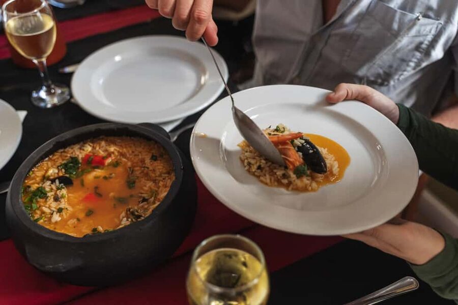 Lisbon: Food & Wine Walking Tour Through Baixa - How to make it enjoyable: comfort, timing, and pacing tips
