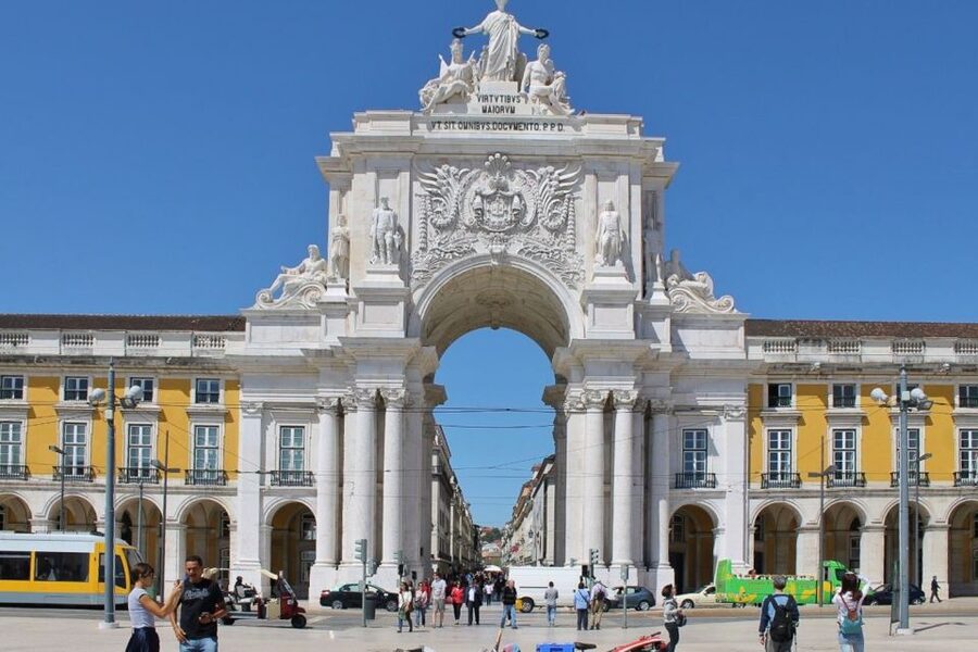 Lisbon: Full-Day Private Walking Sightseeing Tour - Off-the-Usual-Route Stops, Like an Amphitheater Area and a Spice Bank