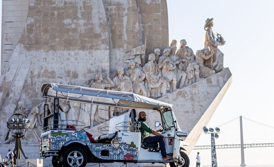 Lisbon: Half-Day Private Guided Tuk-Tuk Tour - Mouraria to Alfama, Where Street Art Stories Fit Naturally