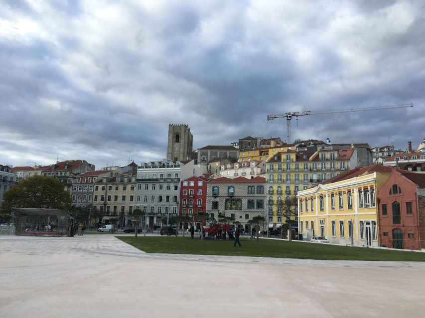 Lisbon: Hills, Alfama, and Mouraria Tour by Electric Bike - Miradouro da Senhora do Monte for panoramic Lisbon, safely