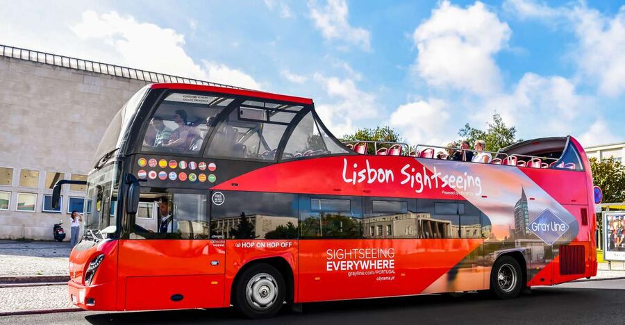 Lisbon: Hop-On Hop-Off Bus Tour - Audio in 16 Languages and a Digital Walk in 5: How to Use It Well