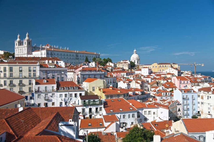 Lisbon: Jewish History Private Tour - Baixa and Commerce Square, where reconstruction and power collide