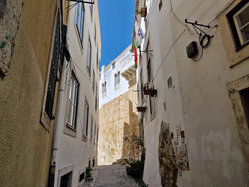 Lisbon: Jewish Walking Tour - From Alfama Views to the Jewish Footprint of Old Lisbon