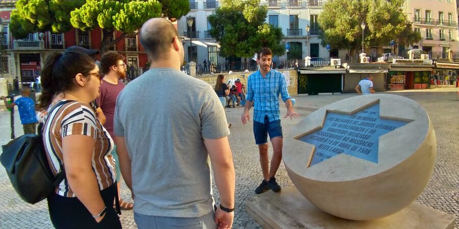 Lisbon: Jewish Walking Tour - Jewish Cultural Center Stop: Supporting a Community, Not Just Visiting It