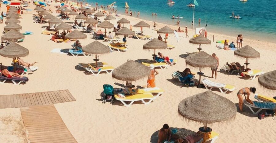 Lisbon: Kayak Snorkeling & Beach Lounge/Pick-Up Available - Arrábida Natural Park, Praia do Creiro as your beach base