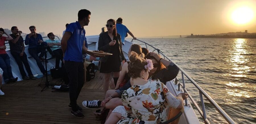 Lisbon: New Year's Eve Tagus River Cruise with Open Bar - The Full Timeline: What Your Night Can Feel Like