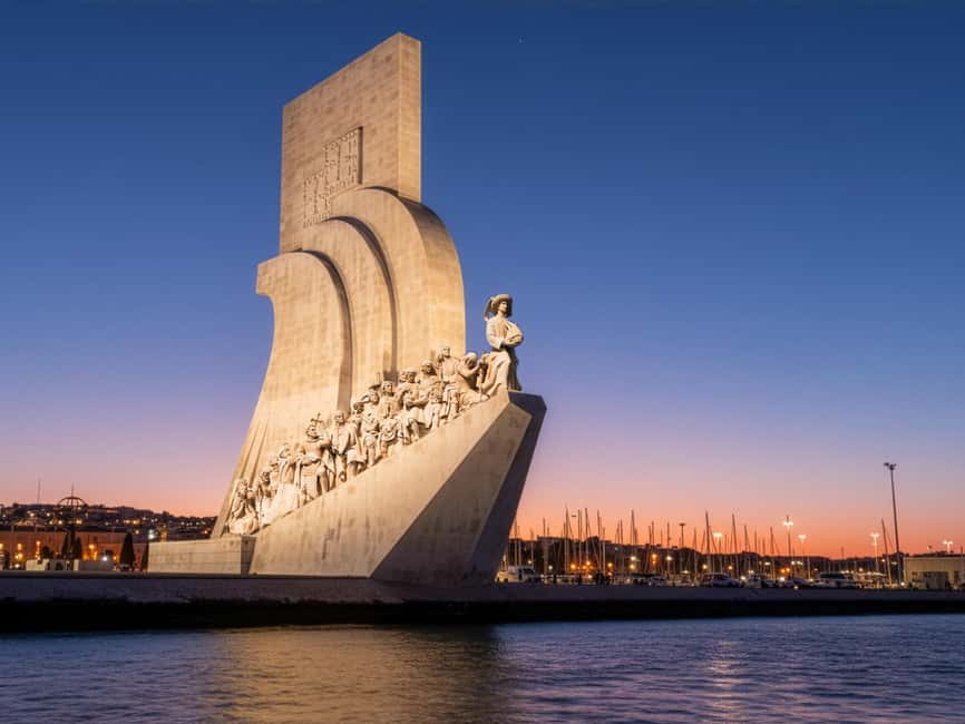 Lisbon Night Cruise: Illuminated Sights on the Tagus River - From FRS Portugal to Praça do Comércio, the boarding vibe