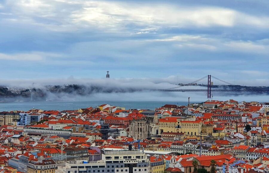 Lisbon: Old Town TukTuk Tour and Scenic Viewpoints in Alfama - Pink Street and Mercado da Ribeira: a playful finish with local energy