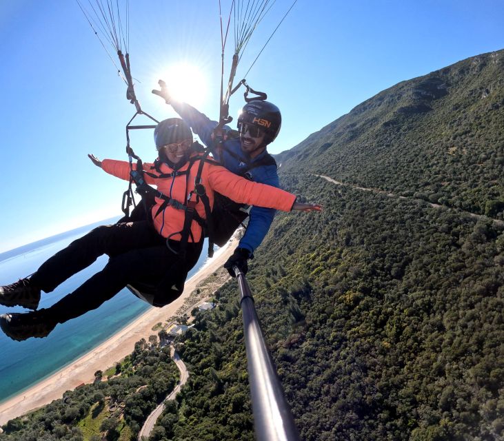 Lisbon: Paragliding Tandem Flight - Who should book this flight, and who should skip it