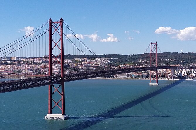 Lisbon: Pena Palace-Cabo da Roca & Cascais Private Tour - Lunch in Azenhas do Mar: where the views do part of the ordering