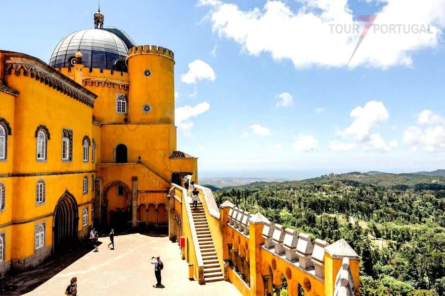 Lisbon: Pena Palace, Moorish Castle, Qta. Regaleira & Sintra - How a full-day Sintra route stays fun, not rushed