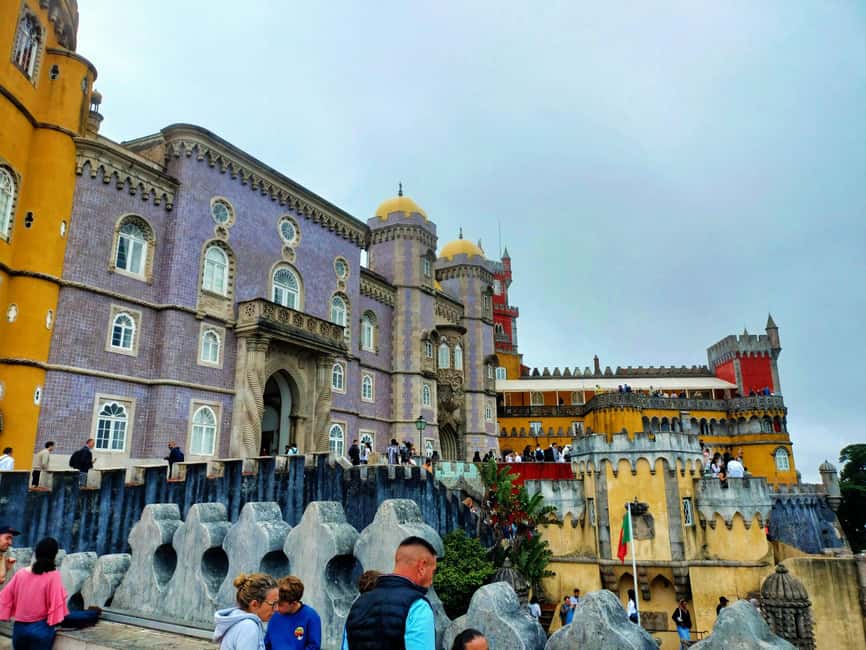 Lisbon: Pena Palace, Qta Regaleira, Moorish Castle & Cascais - Key Highlights You Will Feel Immediately