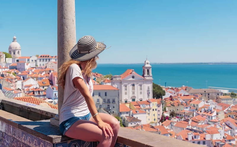 Lisbon Photoshoot - Praça do Comércio: the quick 10-minute classic that anchors your photos