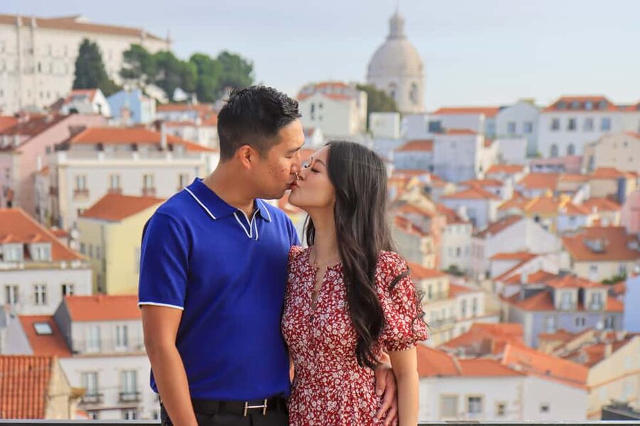 Lisbon: Photoshoot with a Professional Local Photographer - What You Actually Get: 15 or 25 Edited Photos in Up to 5 Business Days
