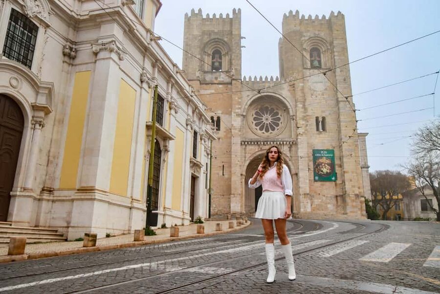Lisbon: Photoshoot with a Professional Local Photographer - Rua Augusta Arch and the Photo Stop That Sets the Tone